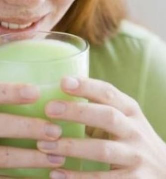 Adelgaza con este batido antes de acostarte Adelgaza con este batido antes de acostarte