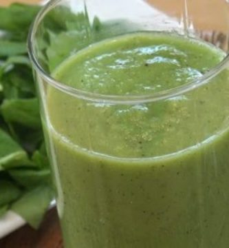 Consigue un abdomen plano con este batido Consigue un abdomen plano con este batido
